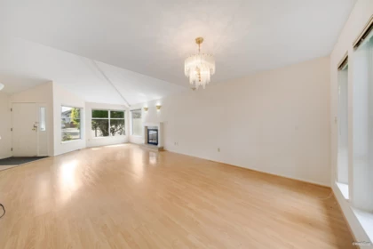 Kitchen Photo of 10 10900 No. 2 Road, Richmond, BC