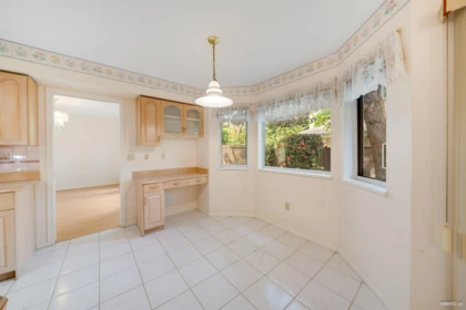 Loft / Bonus Room Photo of 10 10900 No. 2 Road, Richmond, BC