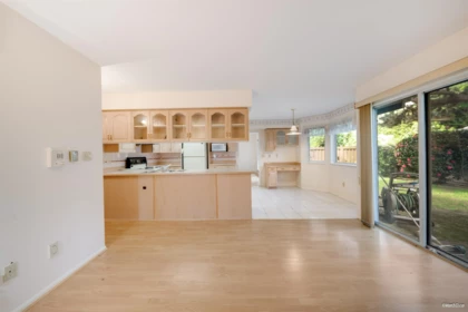 Mudroom Photo of 10 10900 No. 2 Road, Richmond, BC