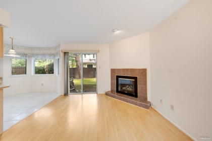 Powder Room Photo of 10 10900 No. 2 Road, Richmond, BC