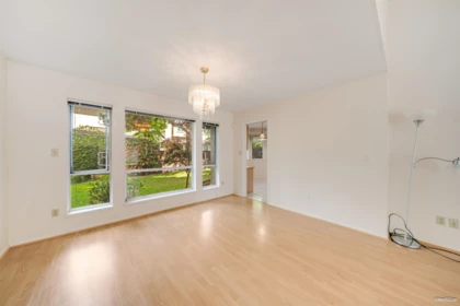 Primary Bedroom Photo of 10 10900 No. 2 Road, Richmond, BC