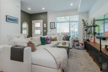 Breakfast Nook Photo of 7 33929 Barker Court, Mission, BC