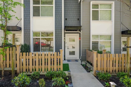 7 33929 Barker Court, Mission, BC, Mission — Townhouse for sale