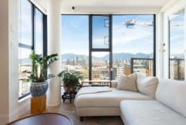 1101 1633 W 8th Avenue, Vancouver, BC