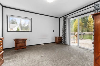 Laundry Room Photo of 26542 Reynolds Road, Hope, BC