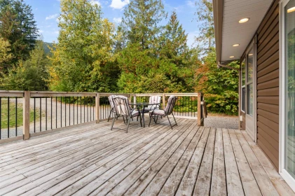 Outdoor Kitchen Photo of 26542 Reynolds Road, Hope, BC