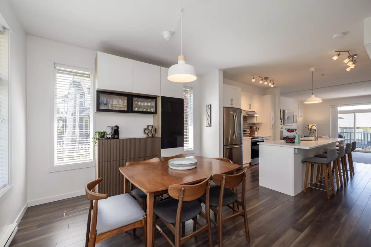 Dining Area Photo of 18 13819 232 Street, Maple Ridge, BC