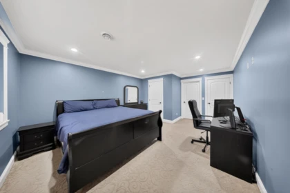 Laundry Room Photo of 31920 Glenwood Avenue, Abbotsford, BC