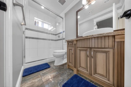Mudroom Photo of 31920 Glenwood Avenue, Abbotsford, BC
