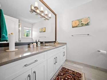 Hallway Photo of 1756 Hampton Drive, Coquitlam, BC