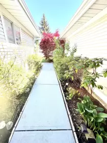 Hallway Photo of 6433 121a Street, Surrey, BC