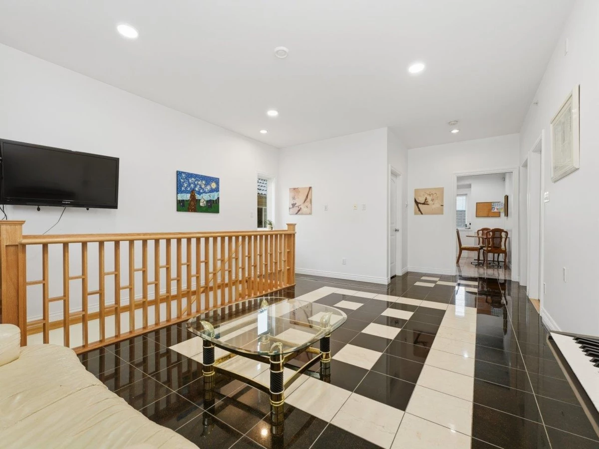 Dining Area Photo of 1115 Boundary Road, Vancouver, BC