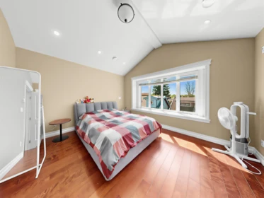 Guest Bathroom Photo of 2456 E 45th Avenue, Vancouver, BC