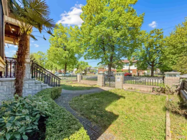 Hot Tub / Spa Photo of 2456 E 45th Avenue, Vancouver, BC