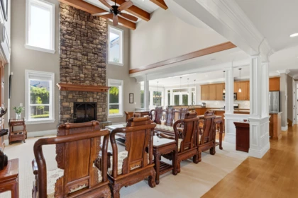 Kitchen Island Photo of 16398 36a Avenue, Surrey, BC