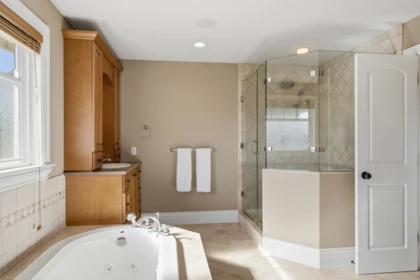 Mudroom Photo of 16398 36a Avenue, Surrey, BC
