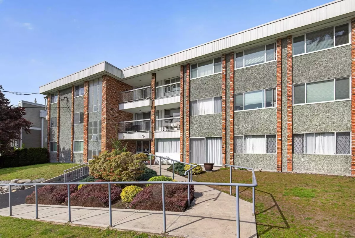 Exterior Rear Photo of 202 1331 Fir Street, White Rock, BC