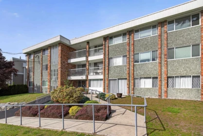 202 1331 Fir Street, White Rock, BC, White Rock — Apartment/Condo for sale