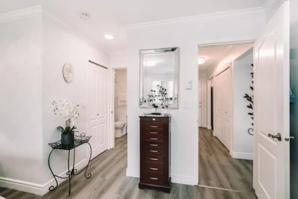 Mudroom Photo of 301 19236 Ford Road, Pitt Meadows, BC