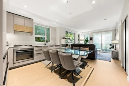 Kitchen Island Photo of 418 125 Albert Street, Port Moody, BC