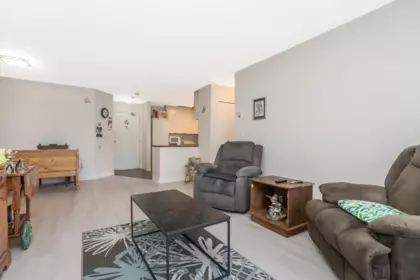 Powder Room Photo of 309 17695 58 Avenue, Surrey, BC