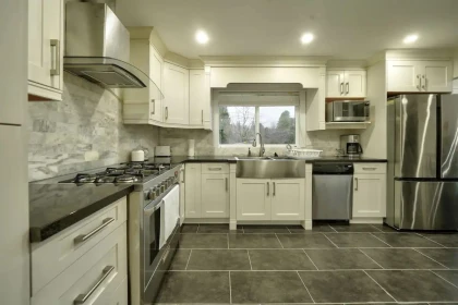 18369 21a Avenue, Surrey, BC, Surrey — Single Family Residence for sale