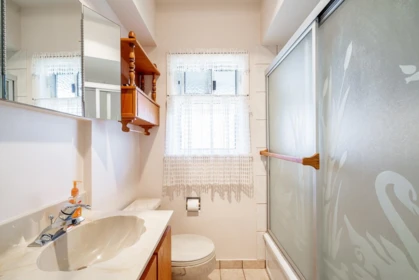 Powder Room Photo of 4533 Venables Street, Burnaby, BC