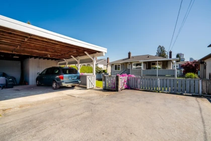 Swimming Pool Photo of 4533 Venables Street, Burnaby, BC