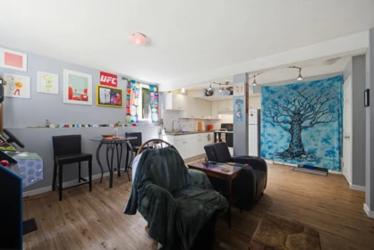 Basement Recreation Room Photo of 33614 3 Avenue, Mission, BC
