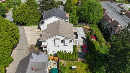 Swimming Pool Photo of 33614 3 Avenue, Mission, BC