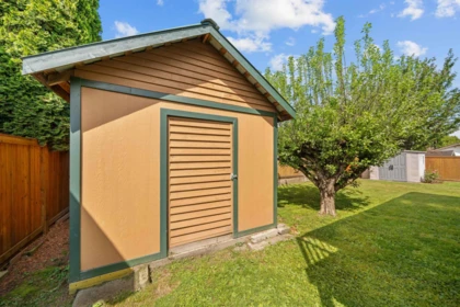 Front Yard Photo of 6235 Dundee Place, Chilliwack, BC