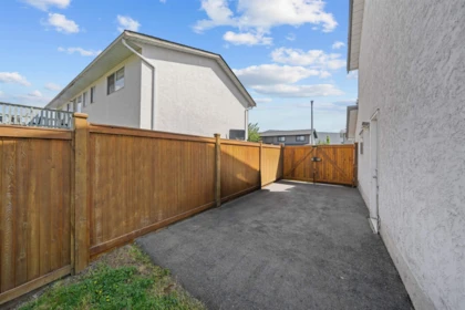 Garden / Landscaping Photo of 6235 Dundee Place, Chilliwack, BC