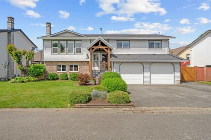 Hot Tub / Spa Photo of 6235 Dundee Place, Chilliwack, BC
