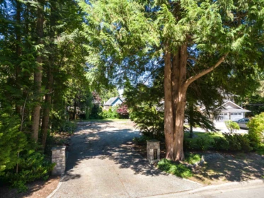 5125 1st Avenue, Delta, BC, Galiano island —  bed land for sale