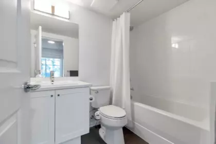 Community Amenities Photo (Clubhouse) of 103 15268 28 Avenue, Surrey, BC