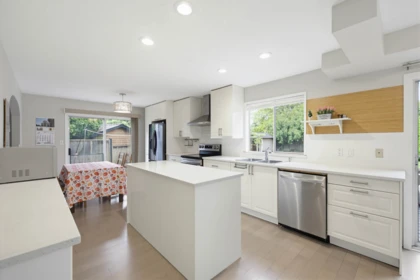 Breakfast Nook Photo of 9503 205a Street, Langley, BC