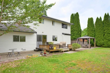 Swimming Pool Photo of 9503 205a Street, Langley, BC