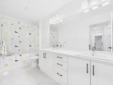 Laundry Room Photo of 20343 76b Avenue, Langley, BC
