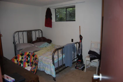 Primary Bedroom Photo of 9251 10th Avenue, Burnaby, BC