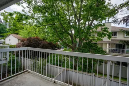 Basement Recreation Room Photo of 3 13981 70 Avenue, Surrey, BC