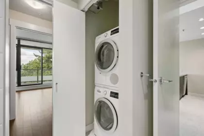 Walk-In Closet Photo of 1201 7088 18th Avenue, Burnaby, BC