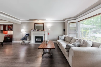 Breakfast Nook Photo of 12931 18 Avenue, Surrey, BC