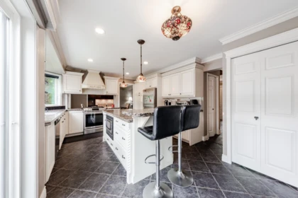 Kitchen Photo of 12931 18 Avenue, Surrey, BC