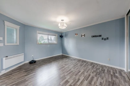 Laundry Room Photo of 12931 18 Avenue, Surrey, BC