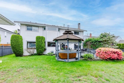 Outdoor Kitchen Photo of 12931 18 Avenue, Surrey, BC