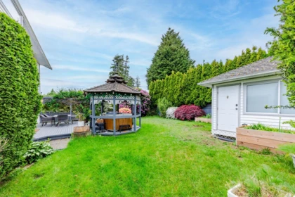 Swimming Pool Photo of 12931 18 Avenue, Surrey, BC