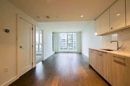 Walk-In Closet Photo of 807 8199 Capstan Way, Richmond, BC