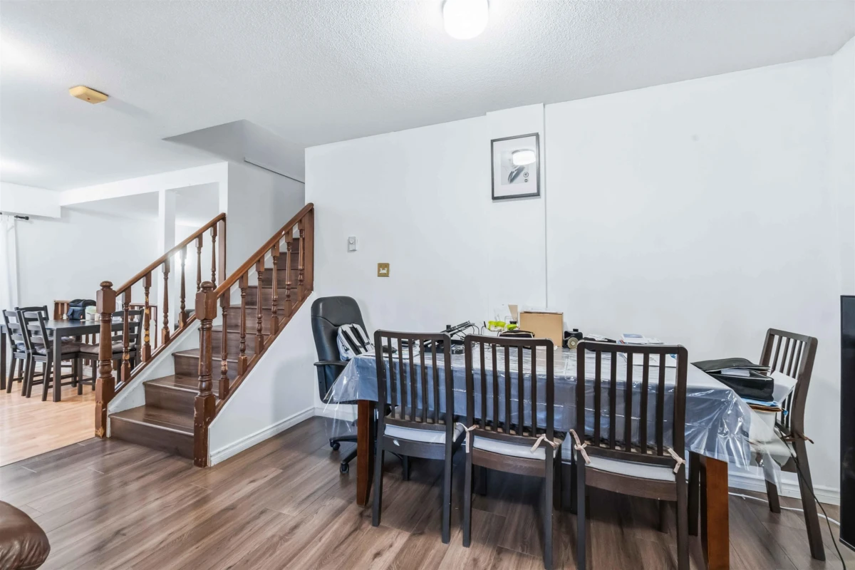 Dining Area Photo of 8680 Citadel Crescent, Richmond, BC