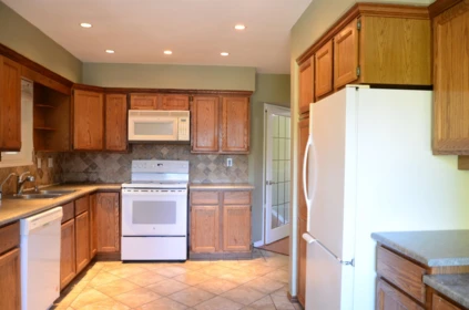 Kitchen Island Photo of 6759 Carncross Crescent, Delta, BC