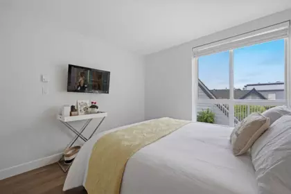 Loft / Bonus Room Photo of 404 12639 No. 2 Road, Richmond, BC